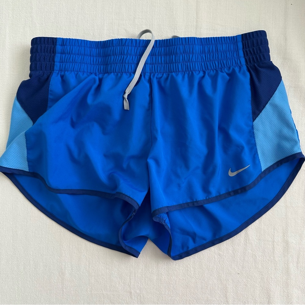 Nike Dri Fit Short Bundle of Three Womens Medium Running Outdoors‎ - Picture 2 of 10